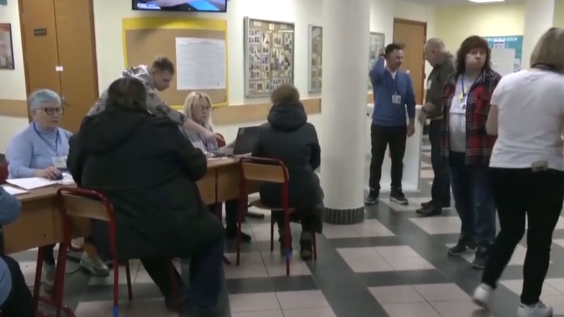 Rusët e fillojnë votimin në zgjedhjet presidenciale, rezultati i të cilave s'vihet në dyshim