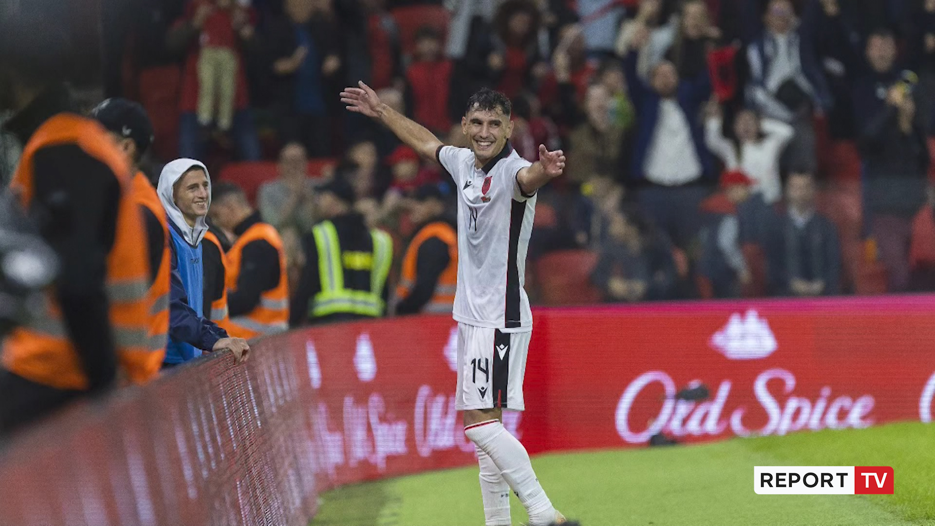 ‘I kënaqur për golin’, mesfushori shqiptar i Spartës së Pragës: U thashë çekëve, në Berlin shkojmë ne