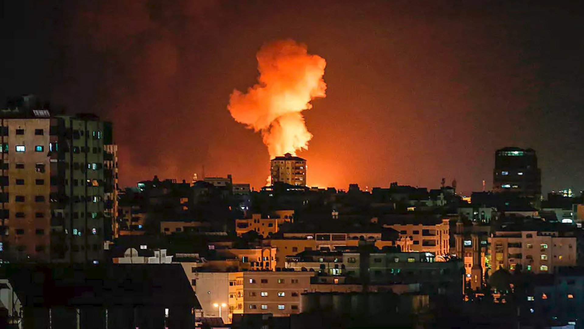 Izraeli sulmon Sirinë, të paktën 38 viktima në Aleppo! Netanyahu: ‘Ok’ bisedimeve për armëpushim në Katar